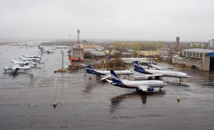 अर्खांगेलस्क शहर: हवाई अड्डे तलगी